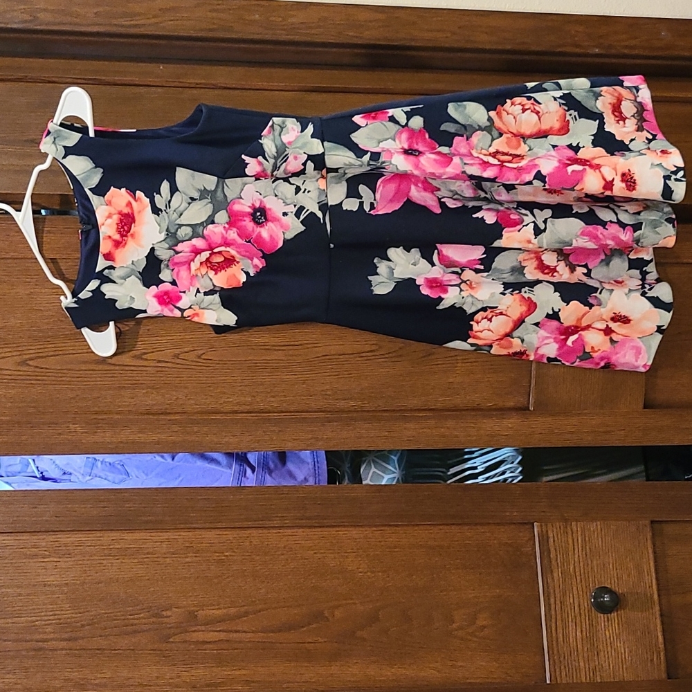 Vince Camuto dress